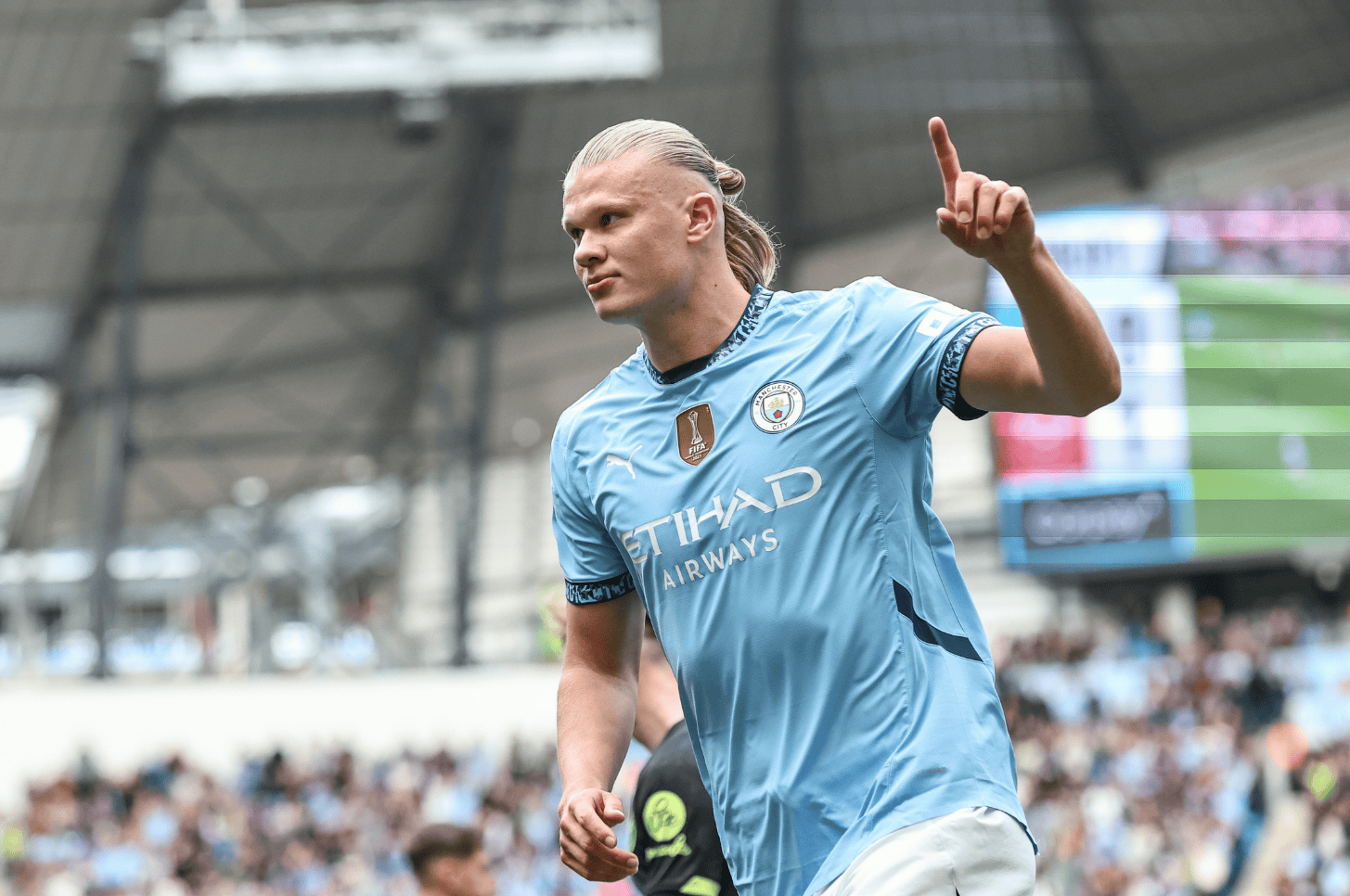 利物浦轻取马赛，哈兰德刷新纪录