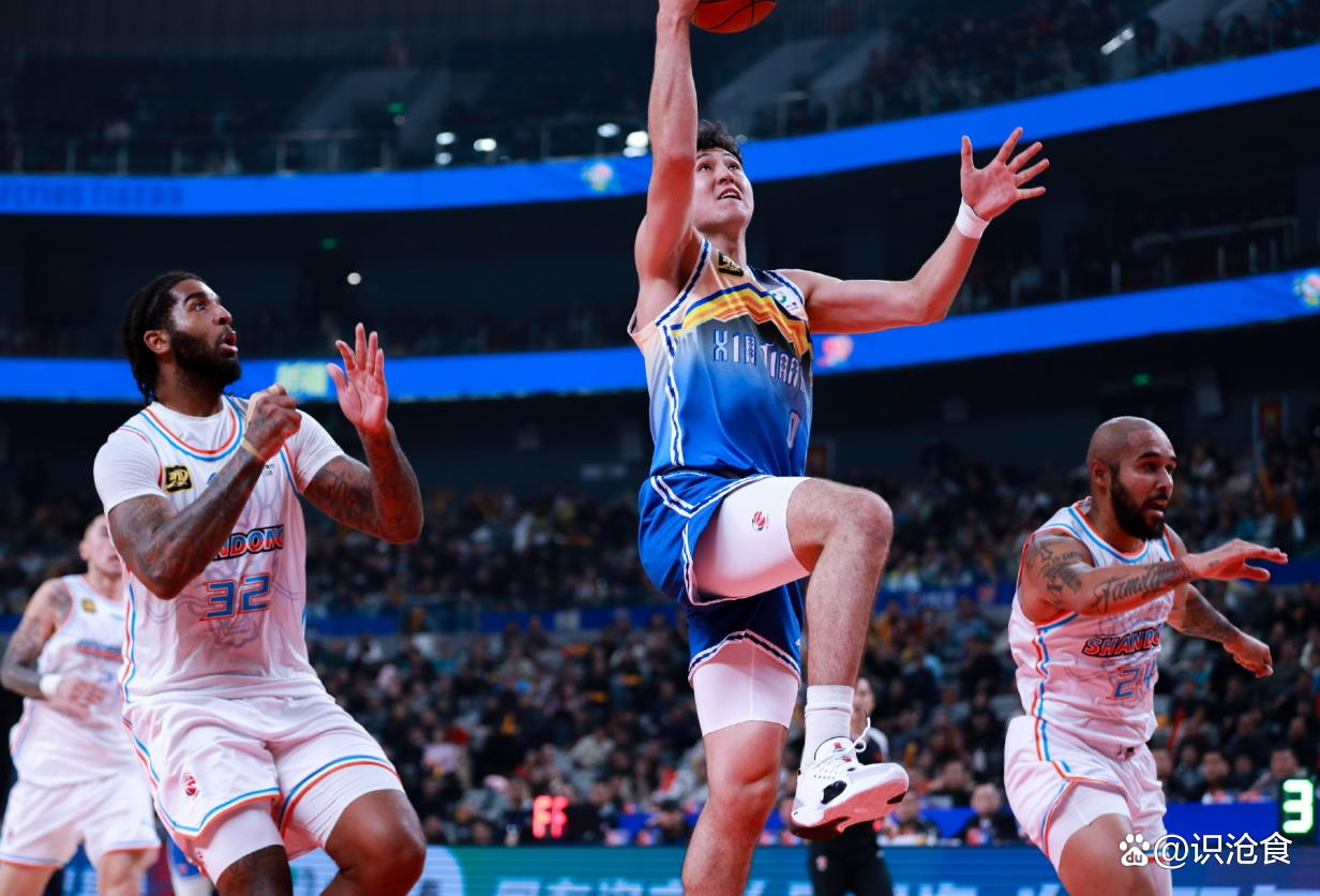 新疆队绝杀尼克斯，莫兰特带队取胜的简单介绍