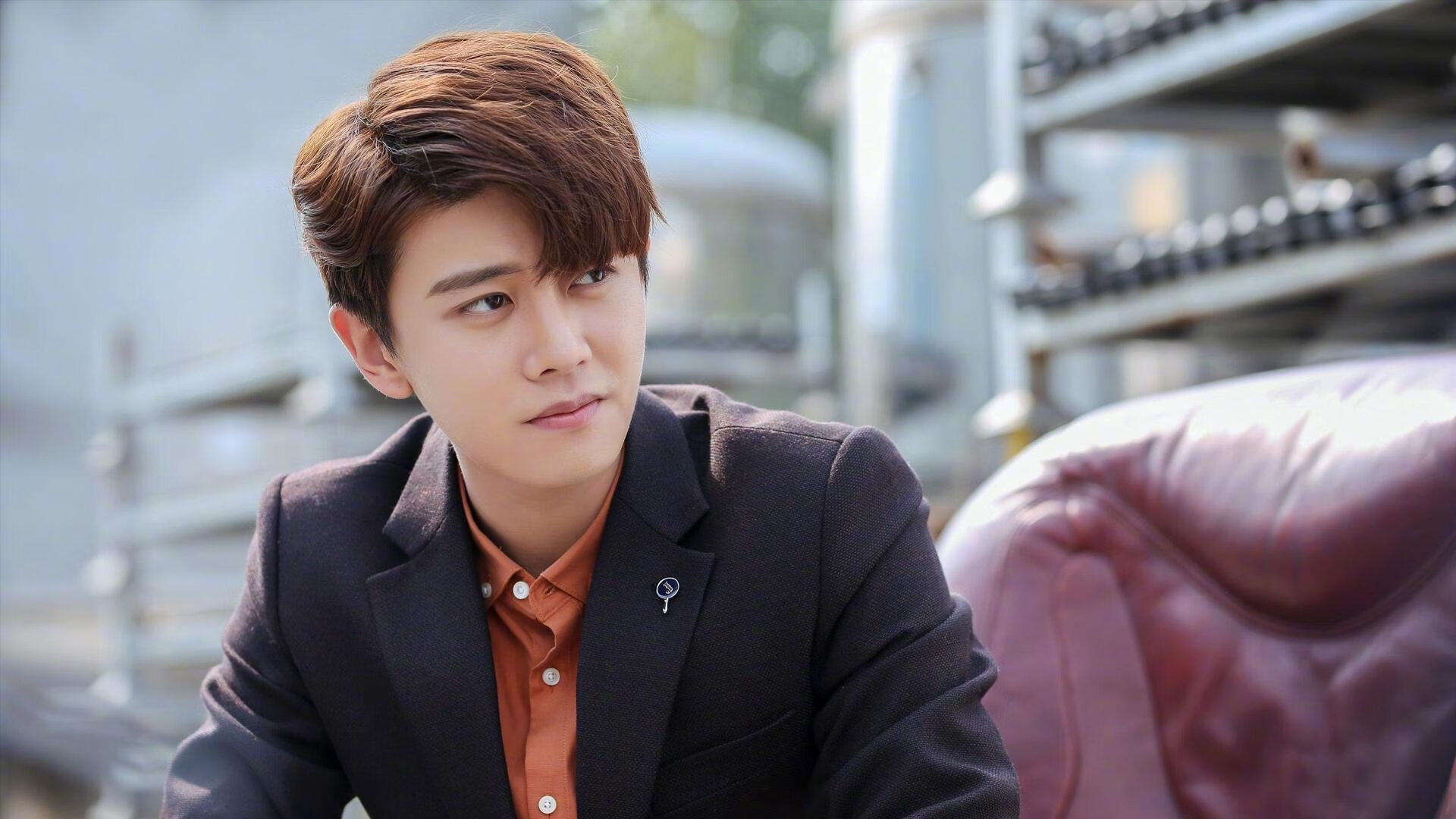 国境与旗帜之间,卡瓦哈尔扛起双重山河